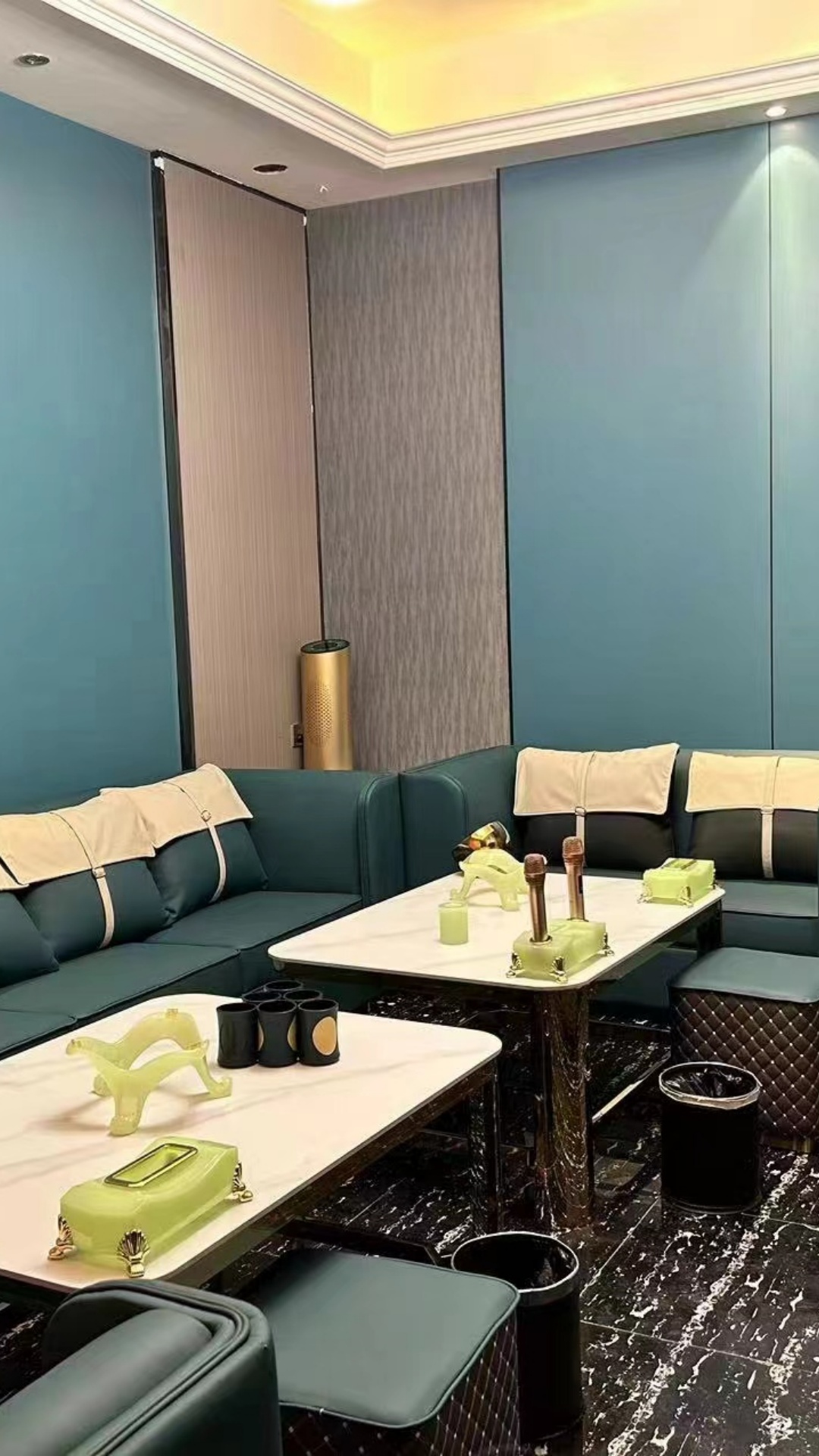 豪华包厢内部环境